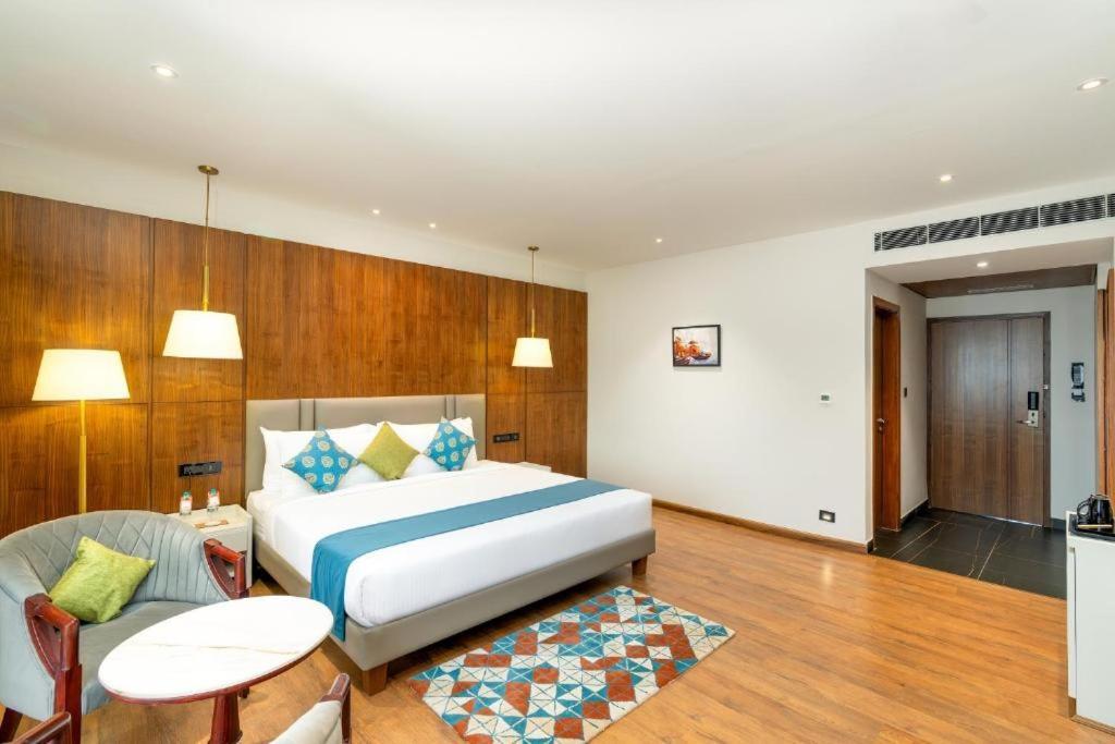 Hotel Tu Casa International Near Delhi Airport Нью-Делі Екстер'єр фото