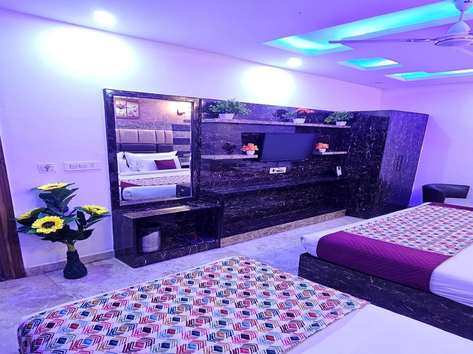 Hotel Tu Casa International Near Delhi Airport Нью-Делі Екстер'єр фото